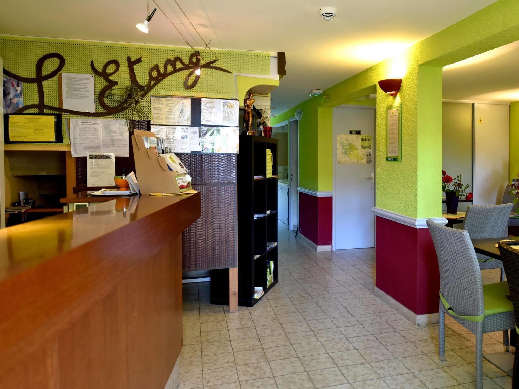 Logis Hotel De L'Etang Aix-en-Provence Exteriér fotografie